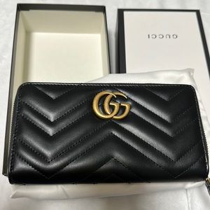 💯AUTHENTIC Elegant brand new GUCCI black wallet
